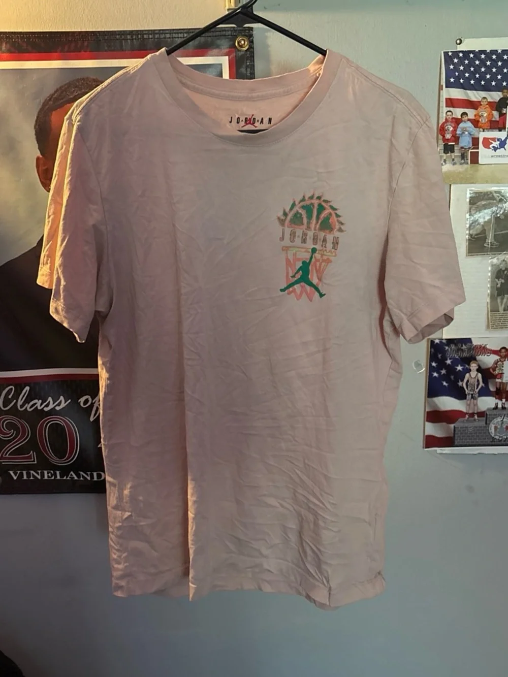 Jordan Men’s Light Pink Short-Sleeve Graphic Tee